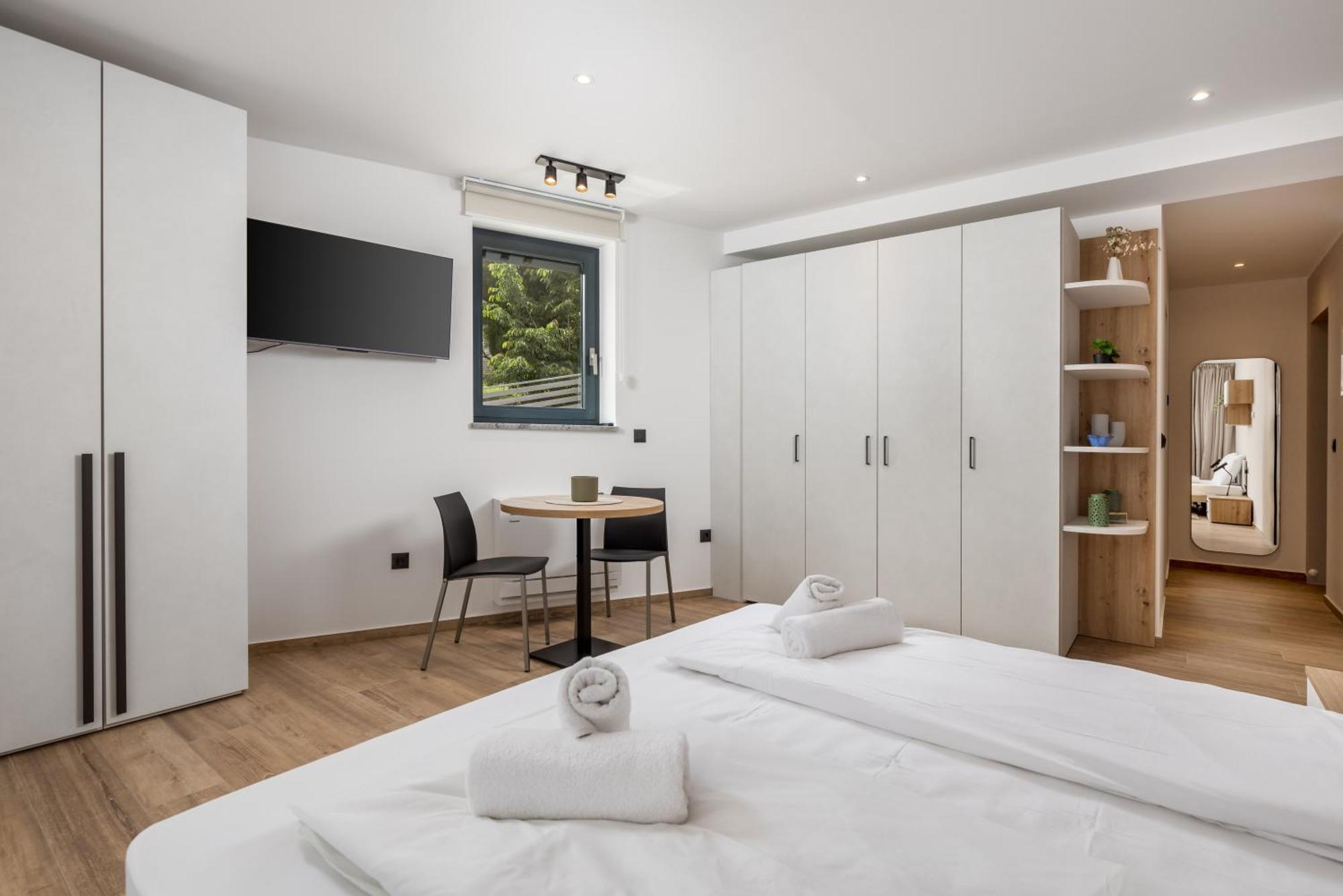 Belinda Apartments With Balcony Opatija Exterior photo
