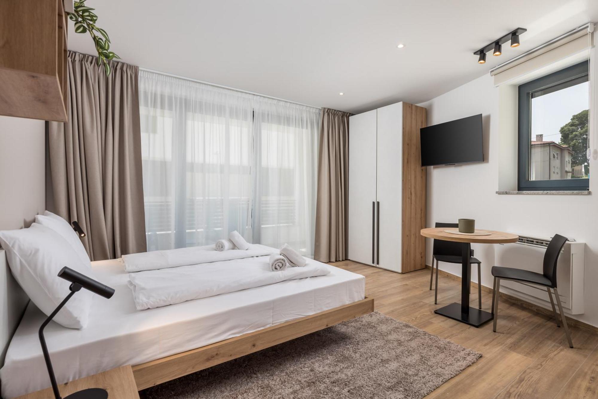 Belinda Apartments With Balcony Opatija Exterior photo