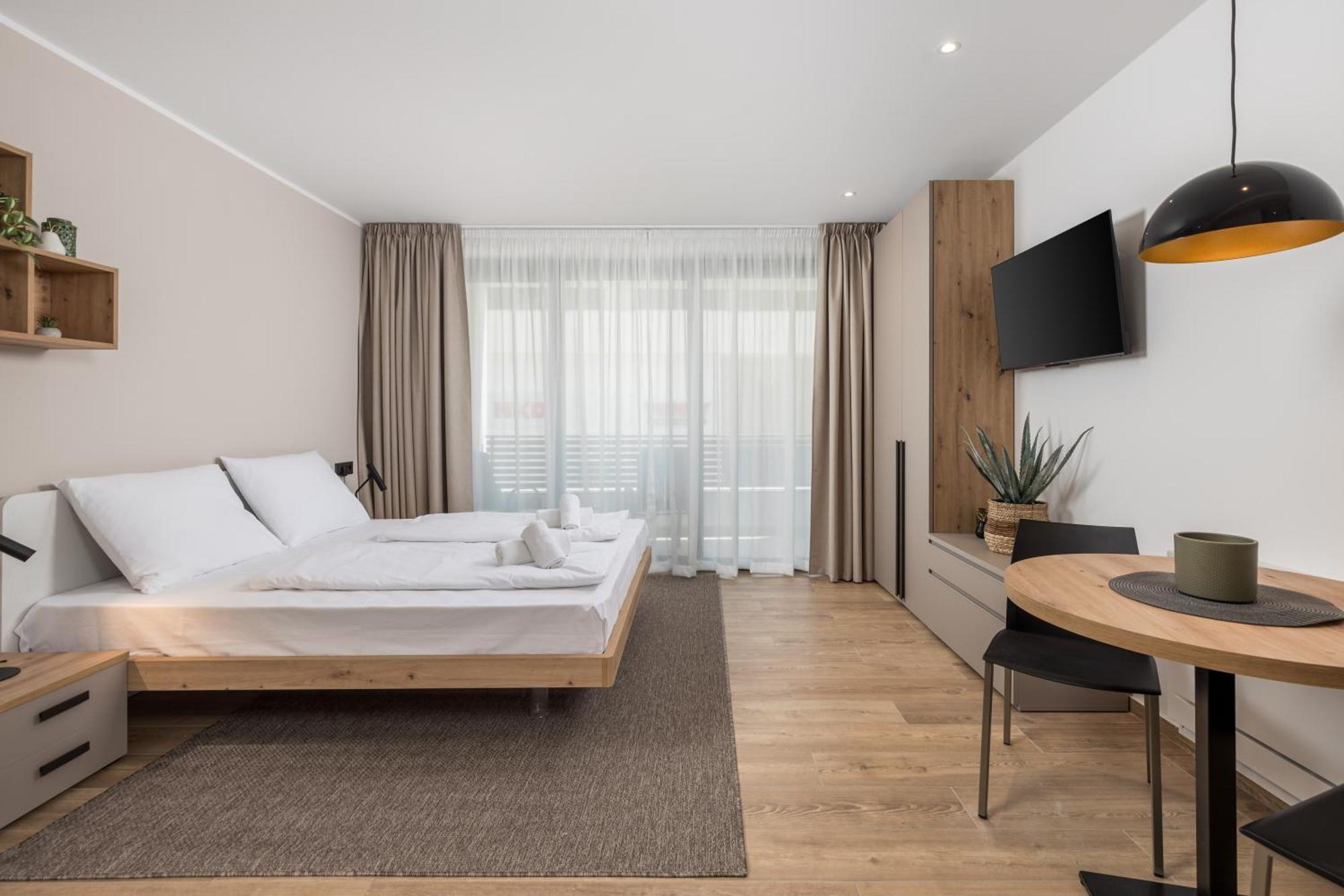 Belinda Apartments With Balcony Opatija Exterior photo
