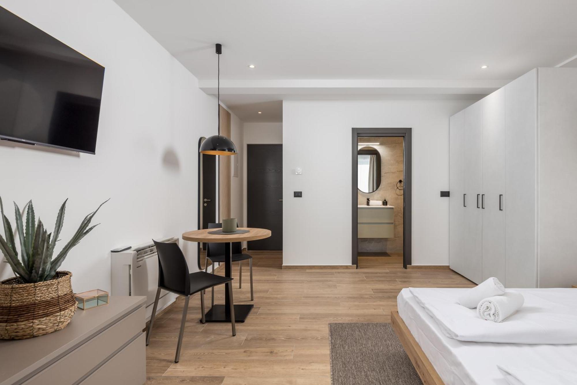 Belinda Apartments With Balcony Opatija Exterior photo