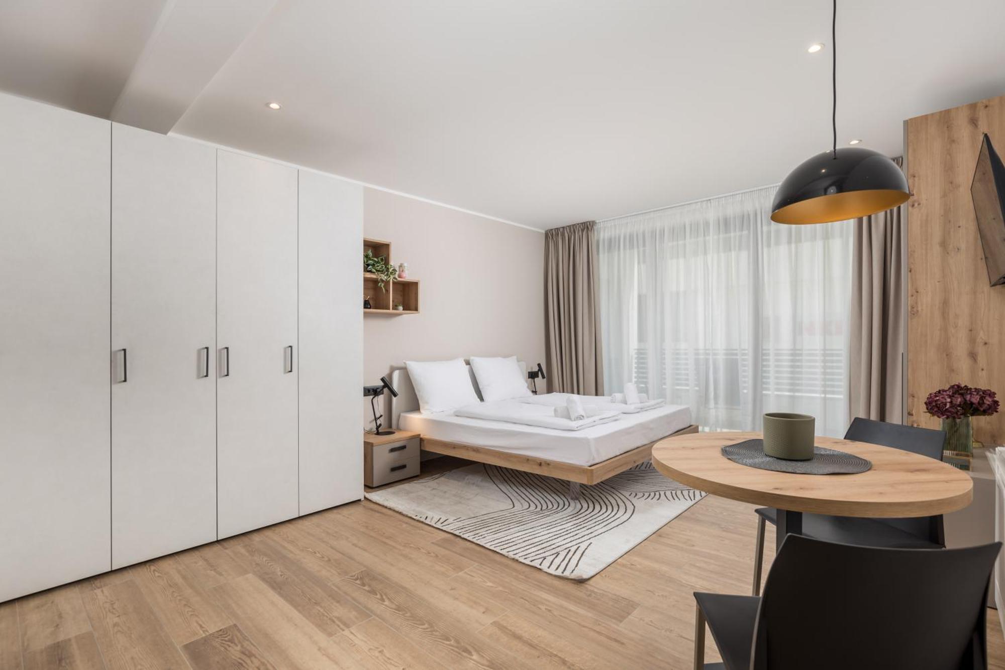 Belinda Apartments With Balcony Opatija Exterior photo