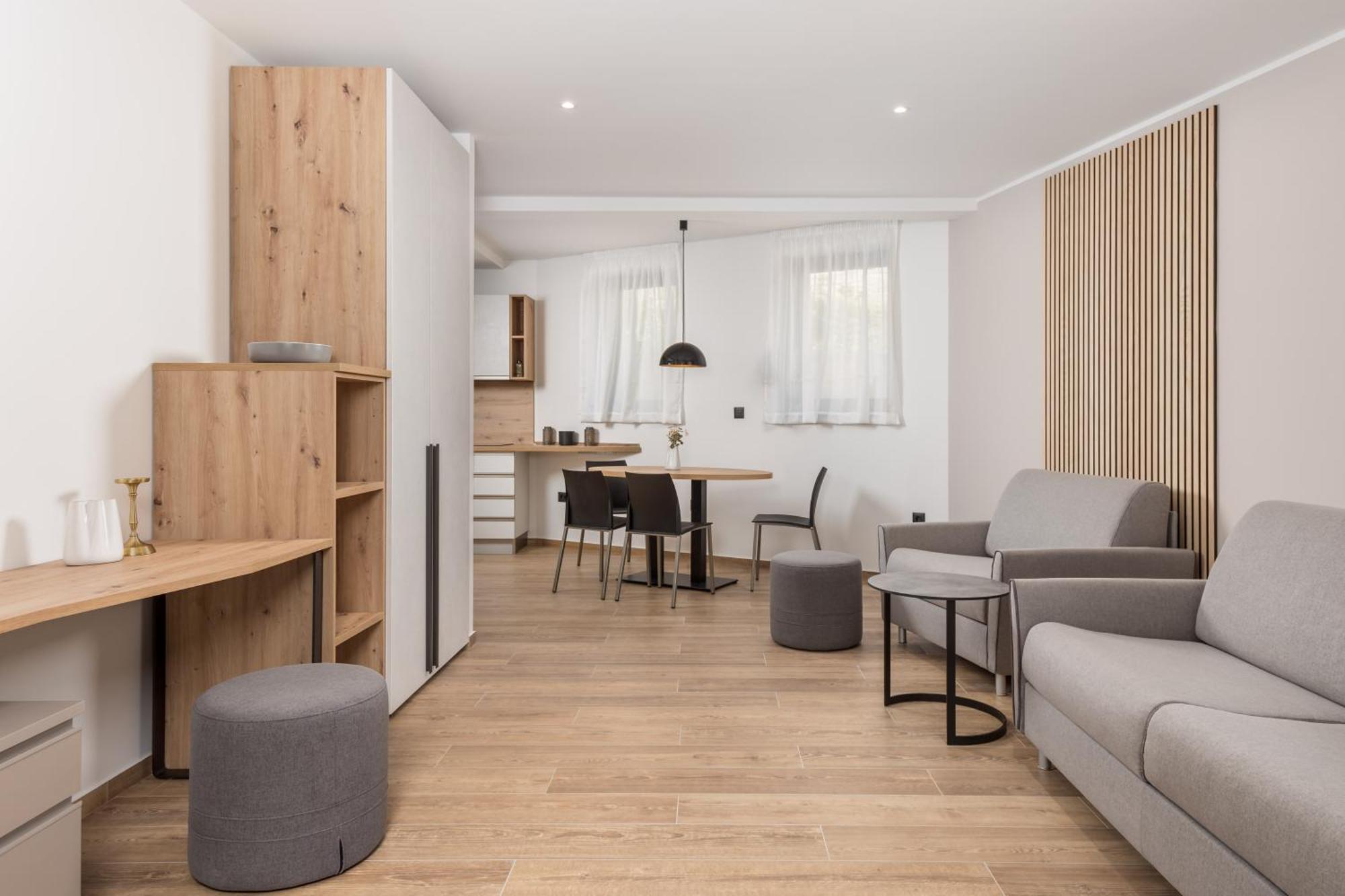 Belinda Apartments With Balcony Opatija Exterior photo